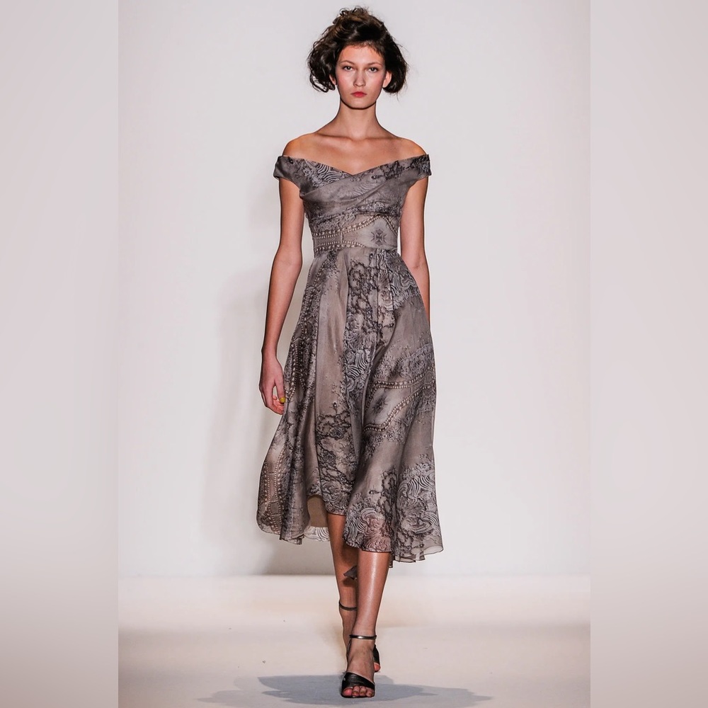 Lace & Pearl Printed Silk Dress size 8